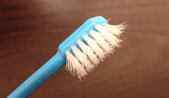 歯ブラシ（実験前）